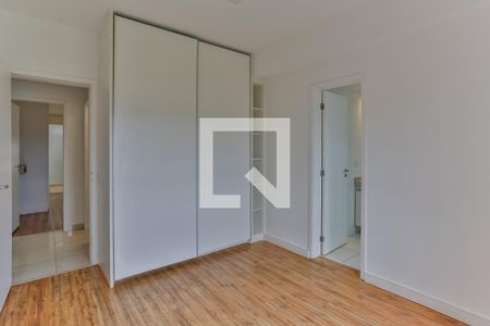 Apartamento à venda com 220m², 3 quartos e 4 vagasSuíte 2