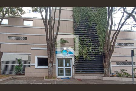 Apartamento à venda com 32m², 1 quarto e 1 vaga Apartamento à venda com 32m², 1 quarto e 1 vagaFachada