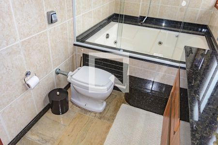 Casa para alugar com 400m², 4 quartos e 2 vagasBanheiro (2º Piso)