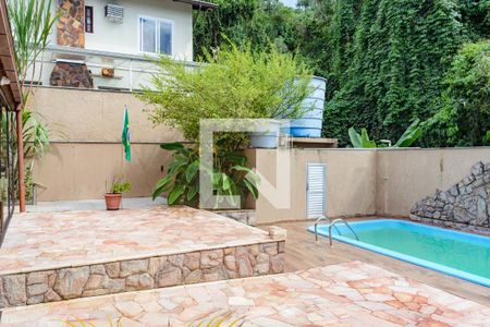 Casa para alugar com 400m², 4 quartos e 2 vagasPiscina