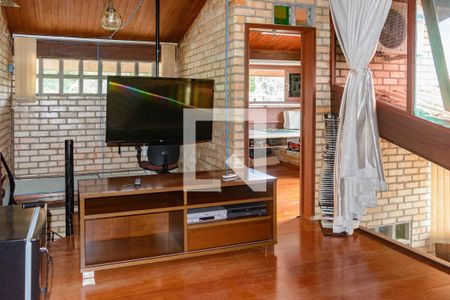 Sala - TV (3º Piso) de casa para alugar com 4 quartos, 400m² em Pantanal, Florianópolis