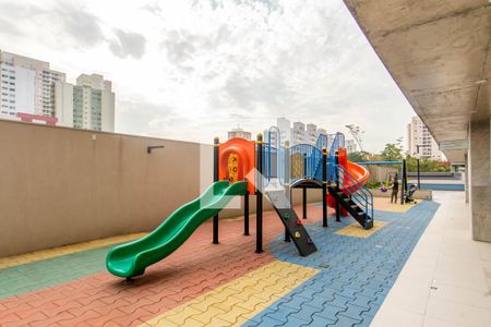 Apartamento à venda com 66m², 2 quartos e 1 vaga Apartamento à venda com 66m², 2 quartos e 1 vagaÁrea comum - Playground