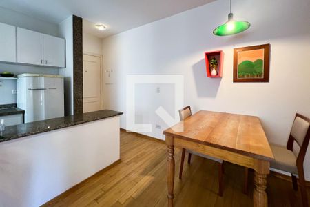 Sala de apartamento à venda com 1 quarto, 34m² em Vila Nova Conceição, São Paulo