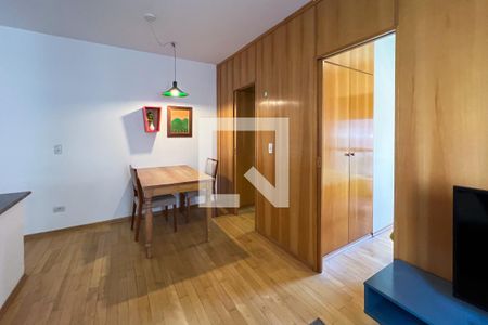 Sala de apartamento à venda com 1 quarto, 34m² em Vila Nova Conceição, São Paulo