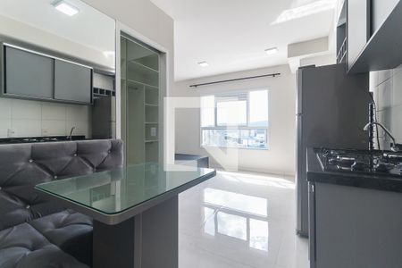 Sala/Quarto de kitnet/studio para alugar com 1 quarto, 26m² em Centro, Mogi das Cruzes
