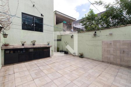 Casa à venda com 205m², 3 quartos e 2 vagasQuintal