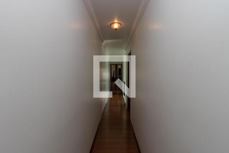 Casa à venda com 205m², 3 quartos e 2 vagasCorredor dos Quartos