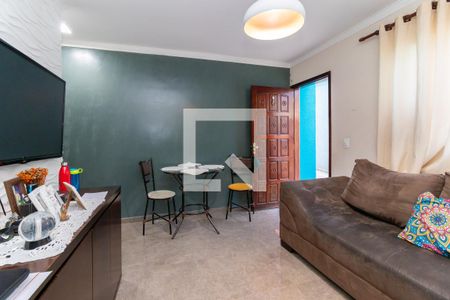 Sala de casa de condomínio para alugar com 2 quartos, 65m² em Vila Taquari, São Paulo