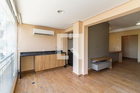 Varanda de apartamento à venda com 2 quartos, 68m² em Pinheiros, São Paulo