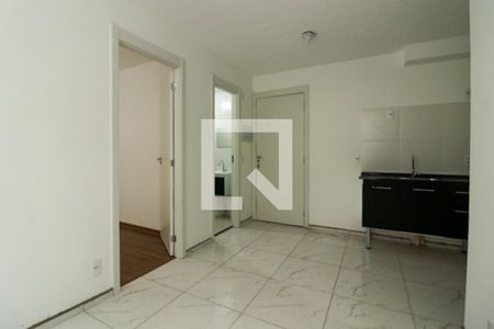 Sala de apartamento para alugar com 2 quartos, 33m² em Socorro, São Paulo