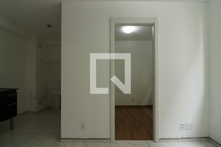 Sala de apartamento para alugar com 2 quartos, 33m² em Socorro, São Paulo