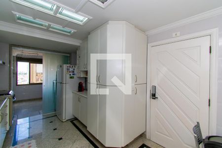 Apartamento para alugar com 145m², 3 quartos e 3 vagasCozinha