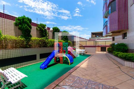 Apartamento para alugar com 145m², 3 quartos e 3 vagasÁrea comum - Playground