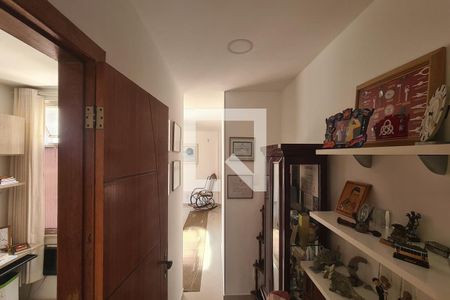 Corredor de apartamento à venda com 2 quartos, 120m² em Méier, Rio de Janeiro