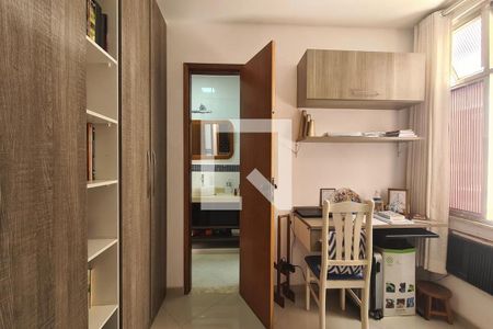 Apartamento à venda com 120m², 2 quartos e 1 vaga Apartamento à venda com 120m², 2 quartos e 1 vagaQuarto 2