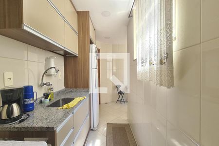 Apartamento à venda com 120m², 2 quartos e 1 vaga Apartamento à venda com 120m², 2 quartos e 1 vagaCozinha