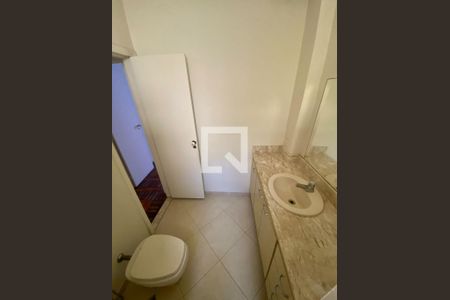 Apartamento para alugar com 60m², 3 quartos e sem vagaBanheiro Social