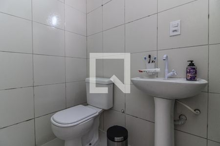 Casa de condomínio à venda com 110m², 3 quartos e 2 vagasSuíte - Banheiro