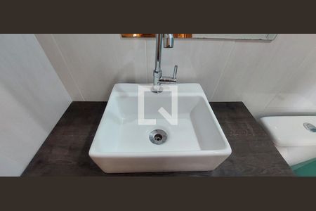 Apartamento para alugar com 60m², 2 quartos e 1 vaga Apartamento para alugar com 60m², 2 quartos e 1 vagaBanheiro