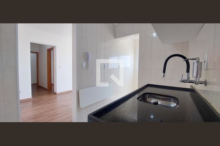 Cozinha de apartamento para alugar com 2 quartos, 60m² em Campestre, Santo André