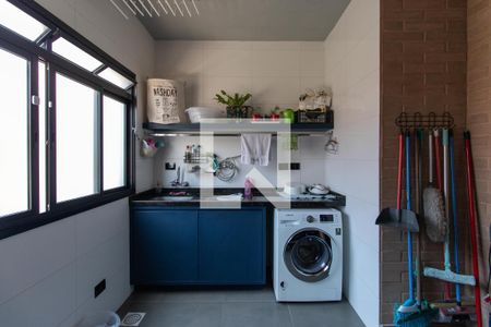 Casa à venda com 230m², 2 quartos e 2 vagasÁrea de Serviço