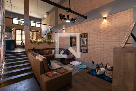 Sala de casa à venda com 2 quartos, 230m² em Jardim Guanca, São Paulo