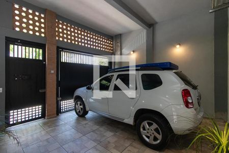Casa à venda com 230m², 2 quartos e 2 vagasGaragem
