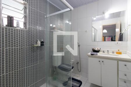 Casa à venda com 230m², 2 quartos e 2 vagasBanheiro do Quarto 2