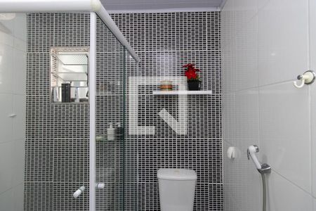 Casa à venda com 230m², 2 quartos e 2 vagasBanheiro do Quarto 2