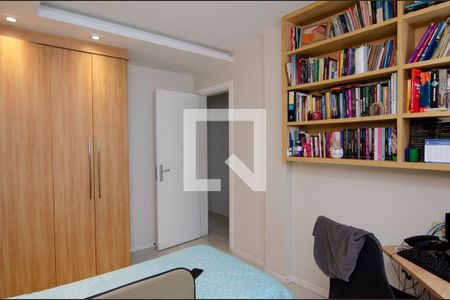 Apartamento à venda com 334m², 3 quartos e 2 vagas Apartamento à venda com 334m², 3 quartos e 2 vagasQuarto