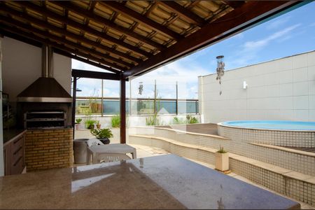 Apartamento à venda com 334m², 3 quartos e 2 vagas Apartamento à venda com 334m², 3 quartos e 2 vagasVaranda gourmet