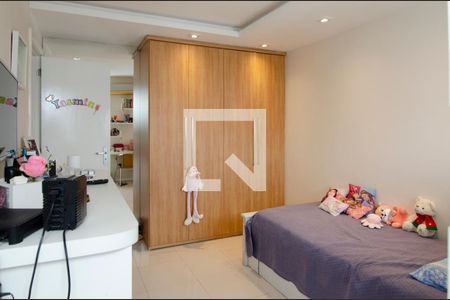 Apartamento à venda com 334m², 3 quartos e 2 vagas Apartamento à venda com 334m², 3 quartos e 2 vagasSuite