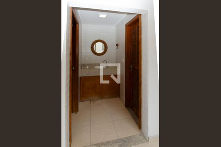 Apartamento à venda com 334m², 3 quartos e 2 vagas Apartamento à venda com 334m², 3 quartos e 2 vagasLavabo 2