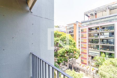 Varanda de apartamento à venda com 3 quartos, 90m² em Vila Madalena, São Paulo