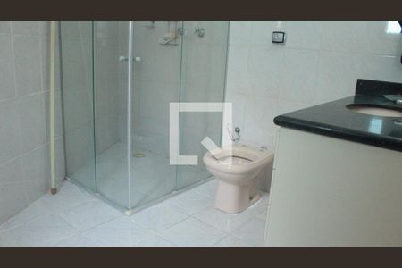 Casa à venda com 130m², 3 quartos e 3 vagasBanheiro da Suíte 1