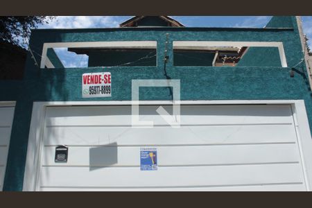 Casa à venda com 130m², 3 quartos e 3 vagasFachada