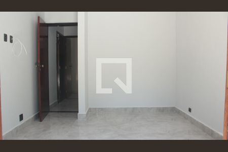 Casa à venda com 130m², 3 quartos e 3 vagasSuíte 3