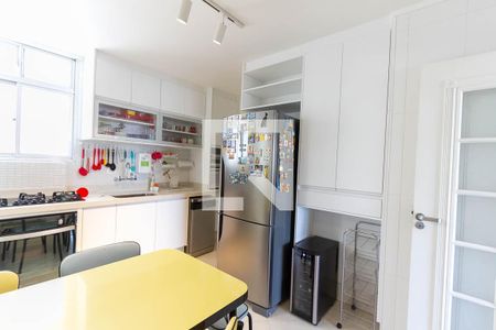 Apartamento para alugar com 108m², 3 quartos e 2 vagas Apartamento para alugar com 108m², 3 quartos e 2 vagascozinha