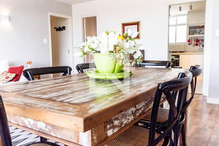 Apartamento para alugar com 108m², 3 quartos e 2 vagas Apartamento para alugar com 108m², 3 quartos e 2 vagassala