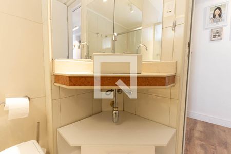 Apartamento para alugar com 108m², 3 quartos e 2 vagas Apartamento para alugar com 108m², 3 quartos e 2 vagasbanheiro