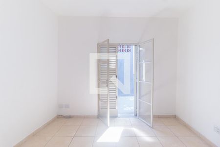 Casa para alugar com 100m², 2 quartos e 2 vagasQuarto 2