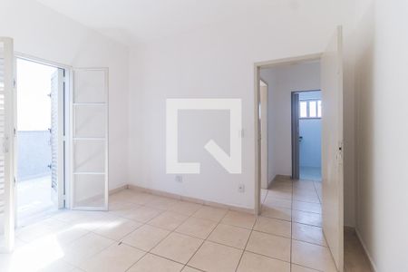 Casa para alugar com 100m², 2 quartos e 2 vagasQuarto 2