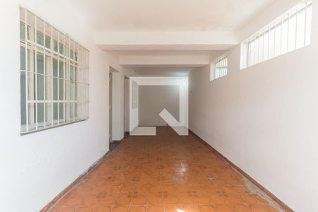 Casa para alugar com 100m², 2 quartos e 2 vagasGaragem