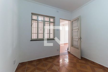 Sala de casa para alugar com 2 quartos, 100m² em Vila Mogilar, Mogi das Cruzes