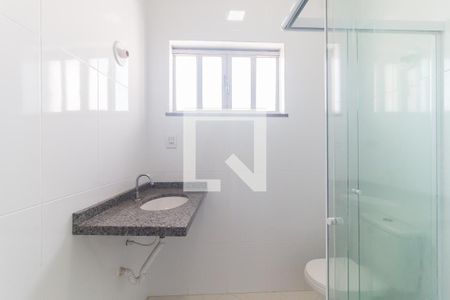 Casa para alugar com 100m², 2 quartos e 2 vagasBanheiro 1