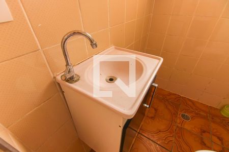 Casa à venda com 150m², 3 quartos e 4 vagasBanheiro Social 2