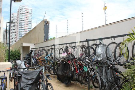 Apartamento à venda com 35m², 2 quartos e sem vagaÁrea comum