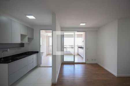 Sala de apartamento para alugar com 3 quartos, 84m² em Vila Andrade, São Paulo