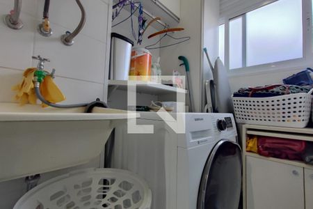 Apartamento à venda com 75m², 2 quartos e 1 vagaÁrea de Serviço