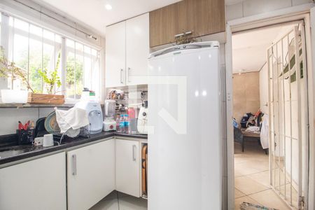 Casa para alugar com 590m², 6 quartos e 3 vagas Casa para alugar com 590m², 6 quartos e 3 vagasCozinha